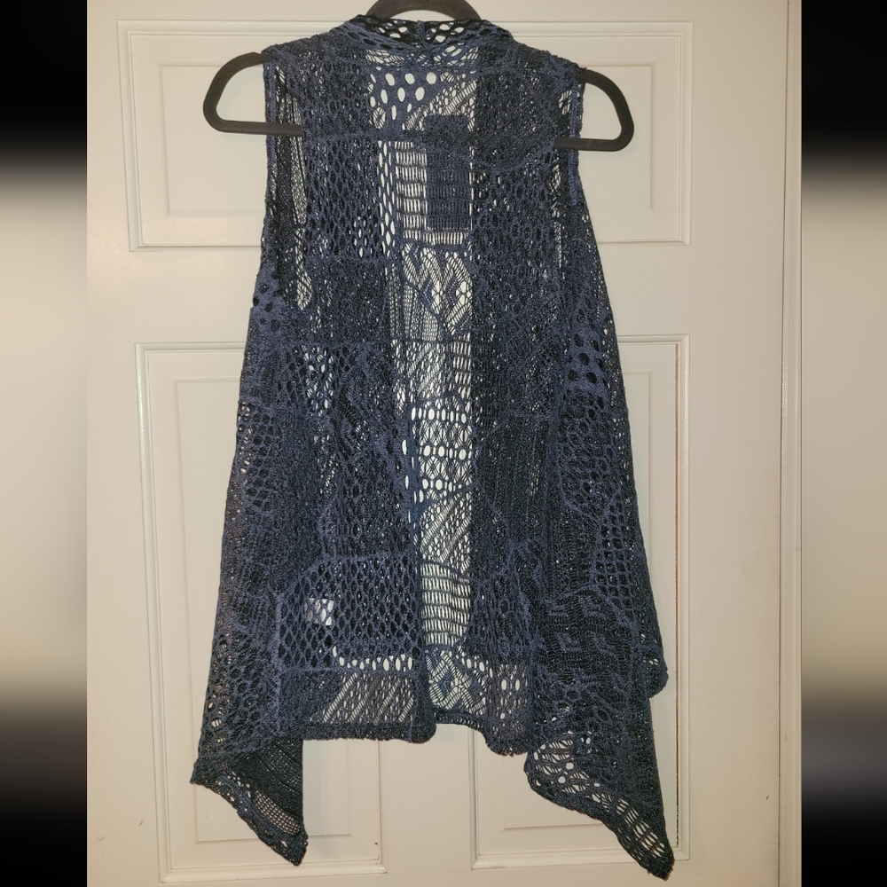Blue vest - Picture 2 of 4